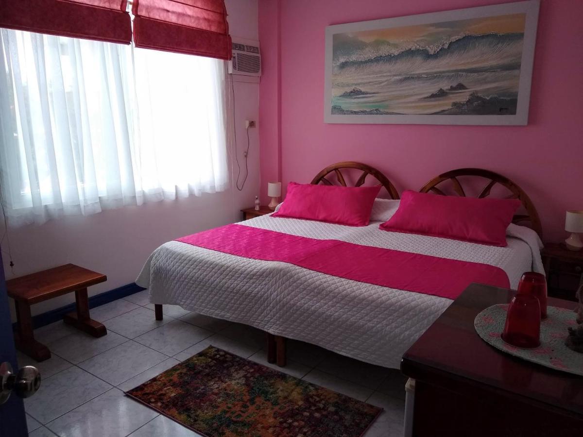 Drake Inn Puerto Villamil Εξωτερικό φωτογραφία