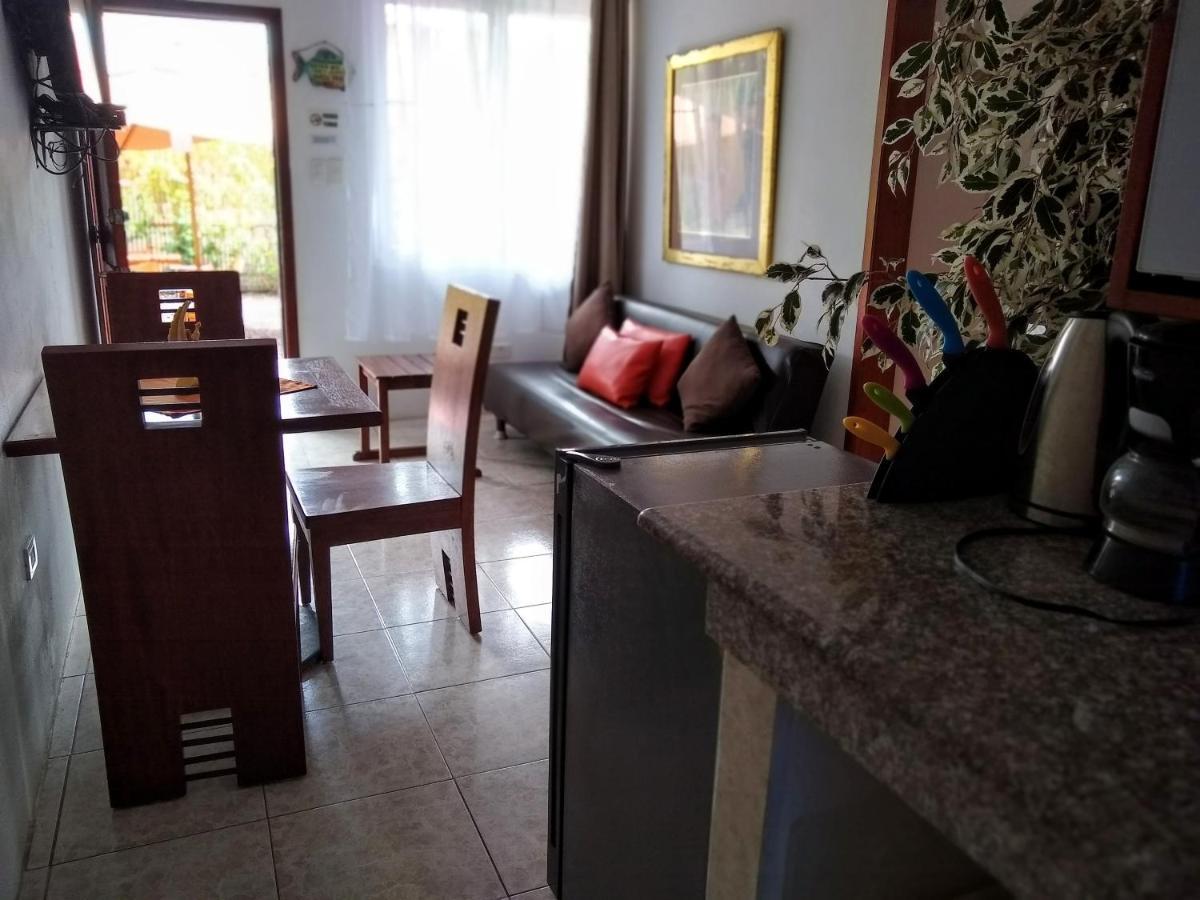 Drake Inn Puerto Villamil Εξωτερικό φωτογραφία