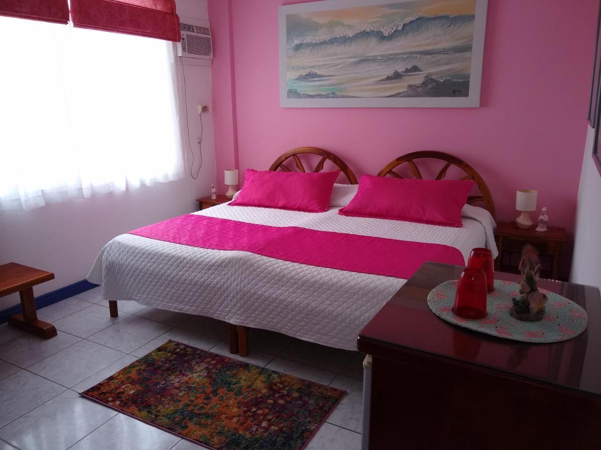 Drake Inn Puerto Villamil Εξωτερικό φωτογραφία