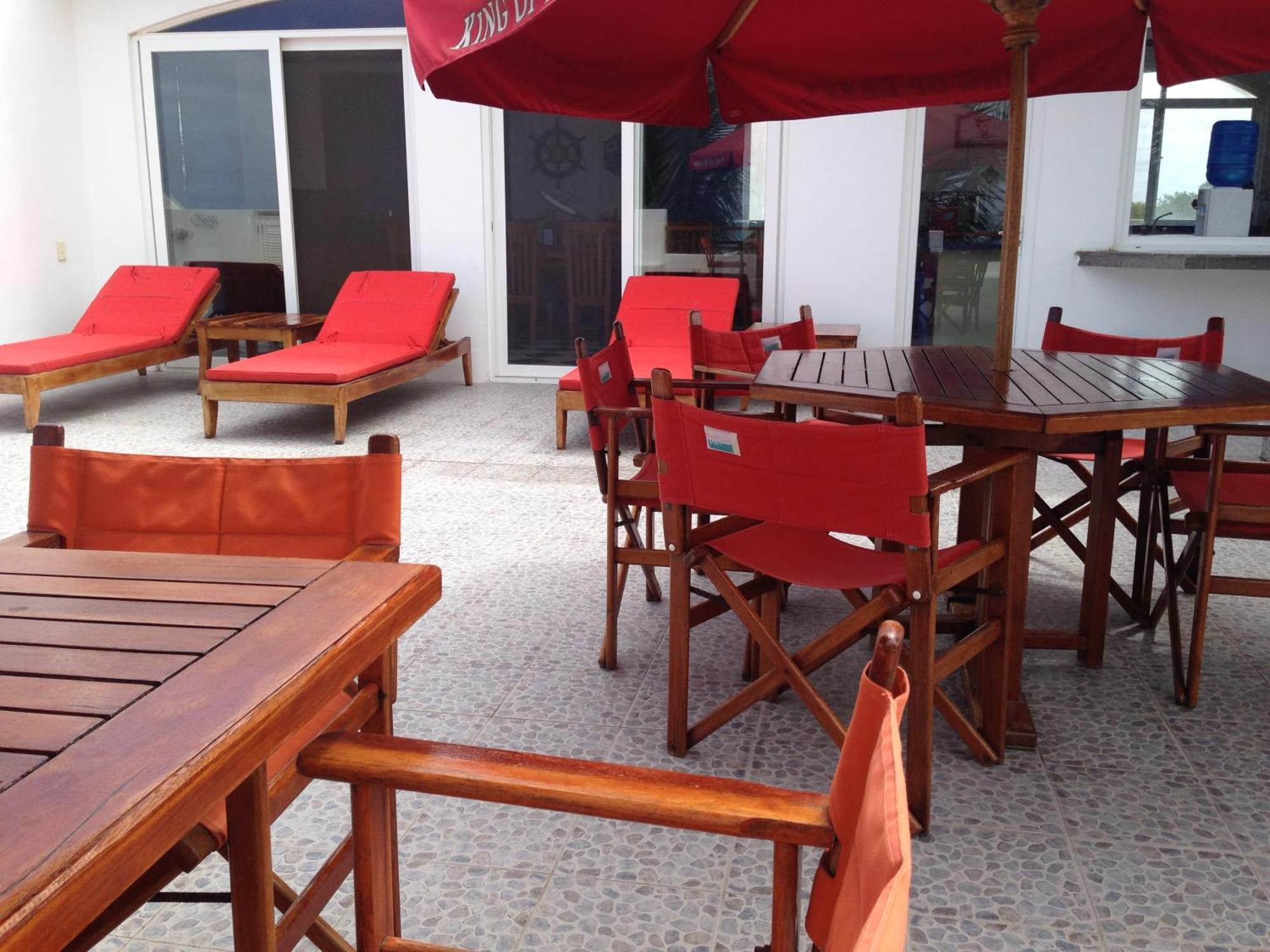 Drake Inn Puerto Villamil Δωμάτιο φωτογραφία