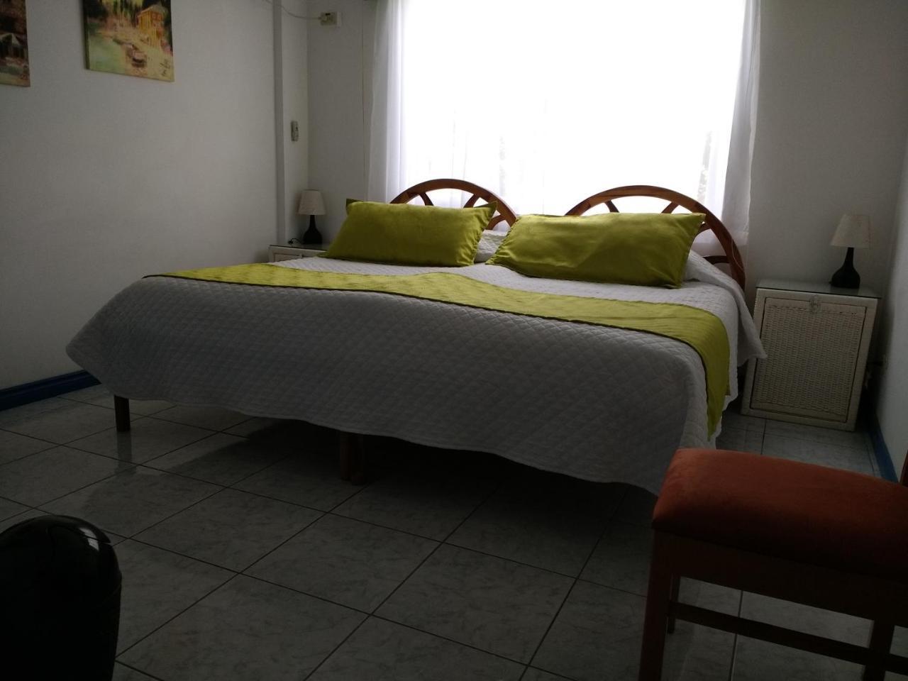Drake Inn Puerto Villamil Εξωτερικό φωτογραφία